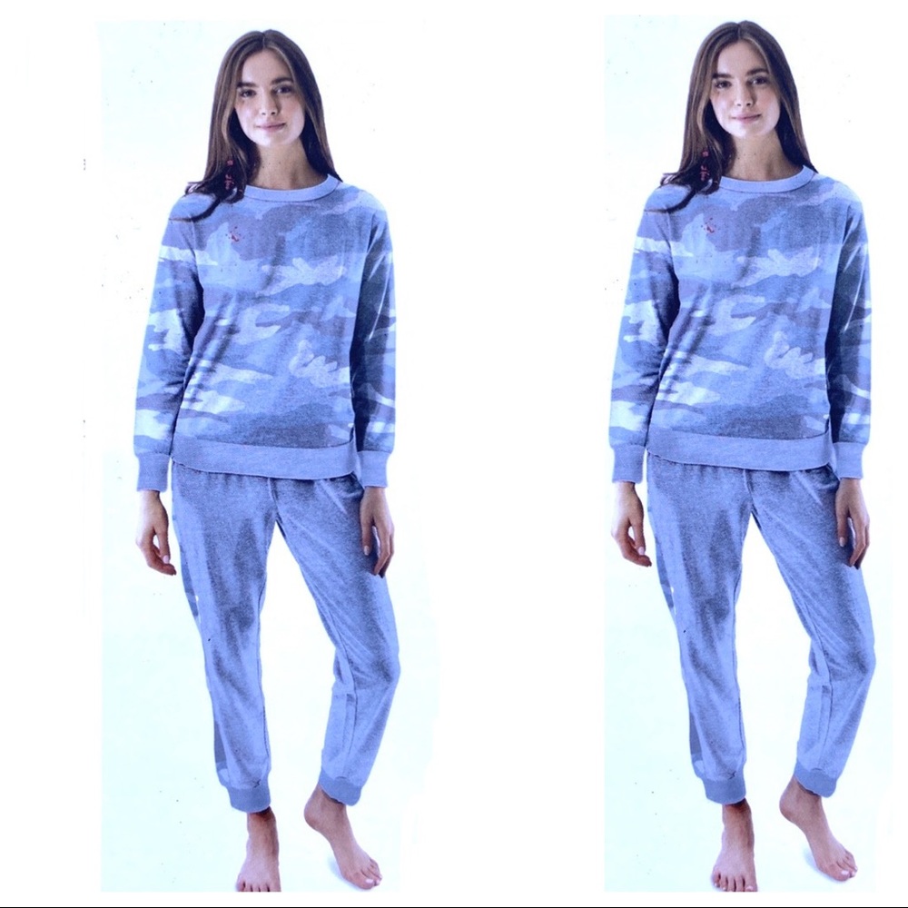 SPLENDID pajama set camo print sweatpants sweatshirt lounge pants PJs sleepwear